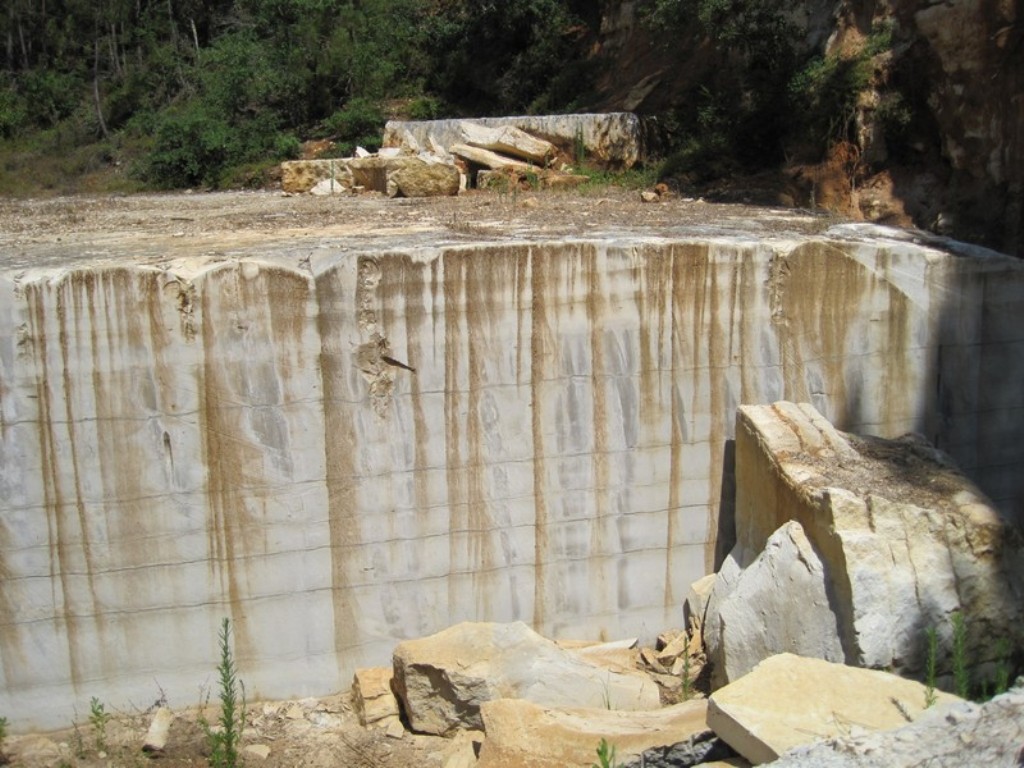 Cantera de Piedra Caliza
